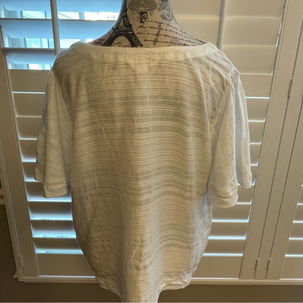 Caslon Women's white Short Sleeve Top - Picture 4 of 6